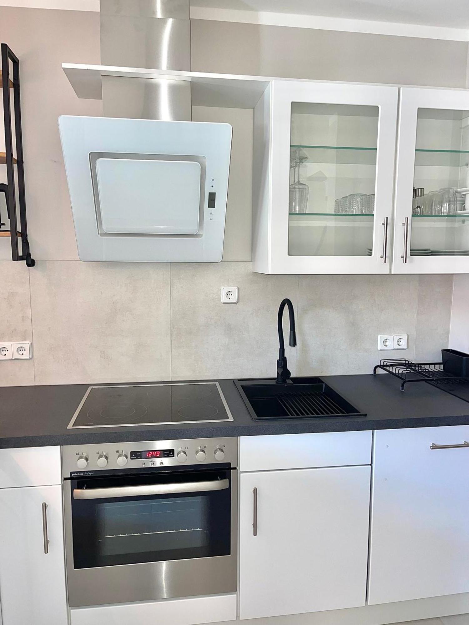 Design Apartment Auf 2 Etagen Mit Balkon Nahe Isar & Innenstadt Muenchen
