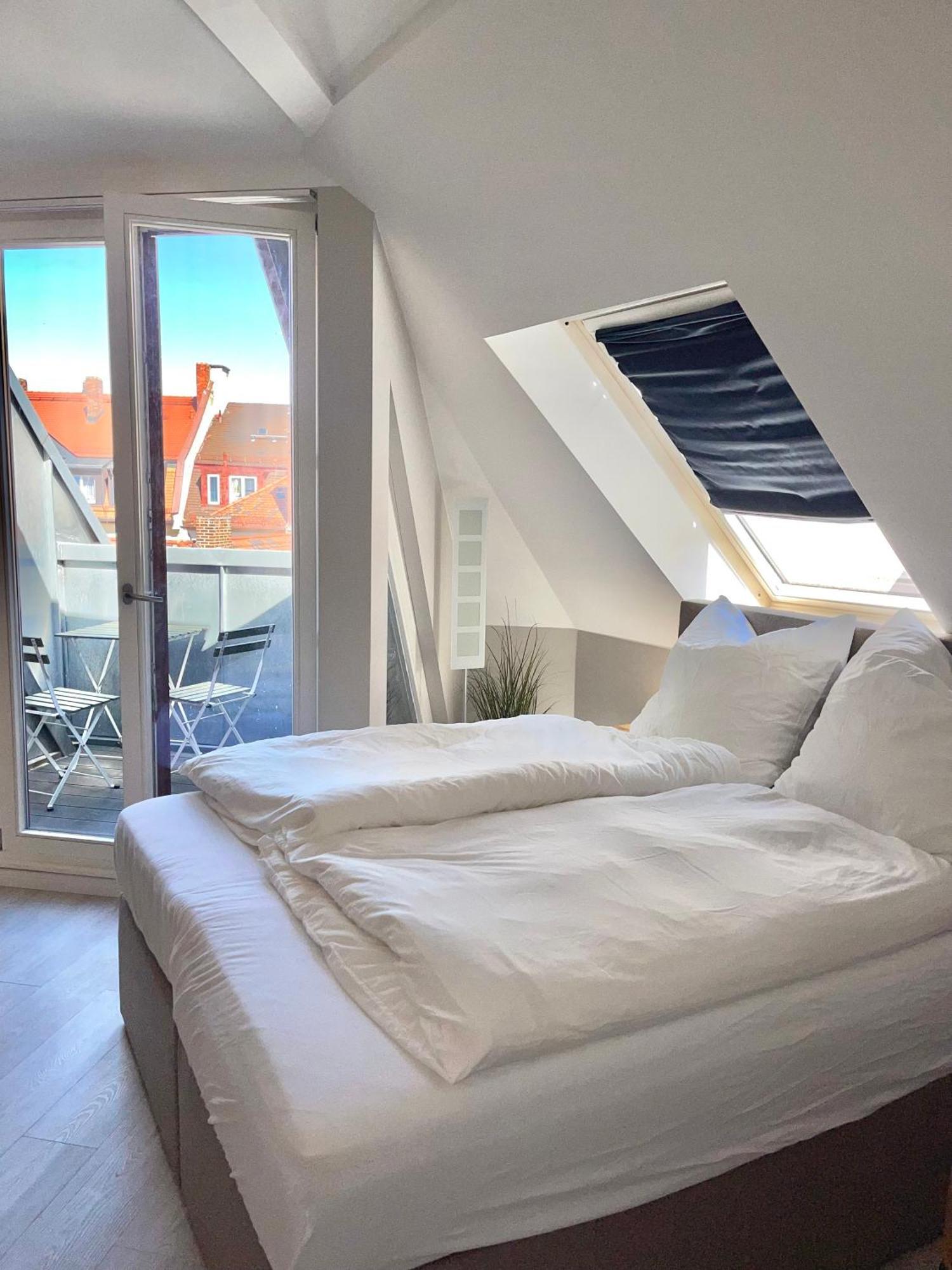 Design Apartment Auf 2 Etagen Mit Balkon Nahe Isar & Innenstadt Muenchen