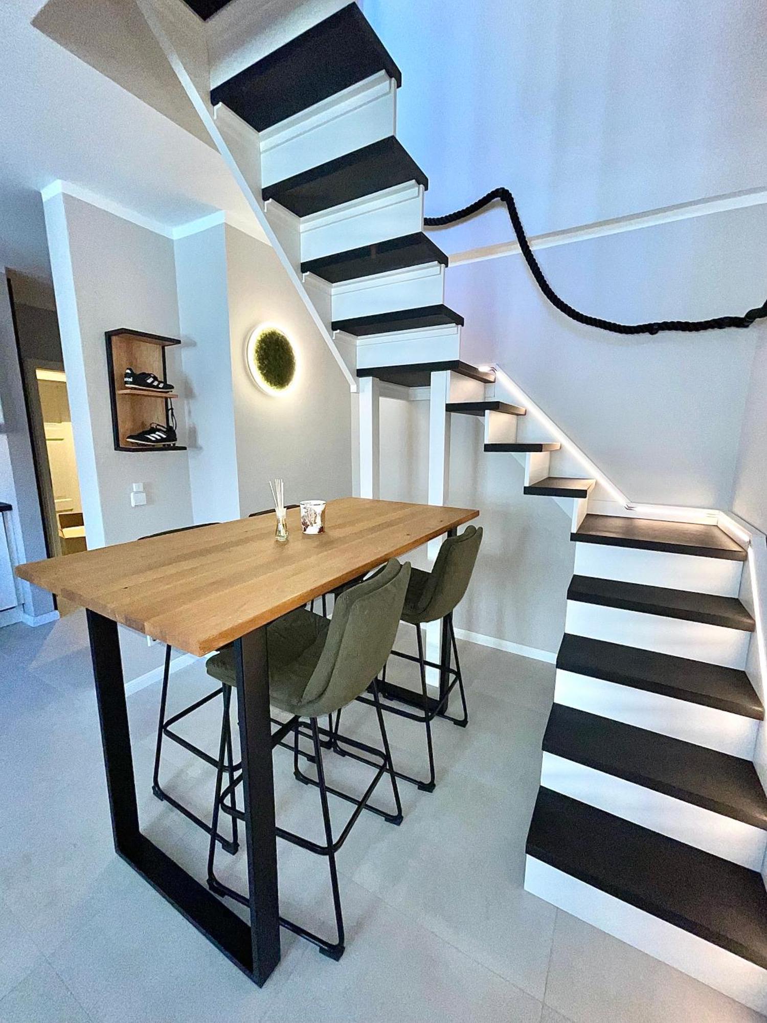 Apartment Design Apartment Auf 2 Etagen Mit Balkon Nahe Isar & Innenstadt Muenchen