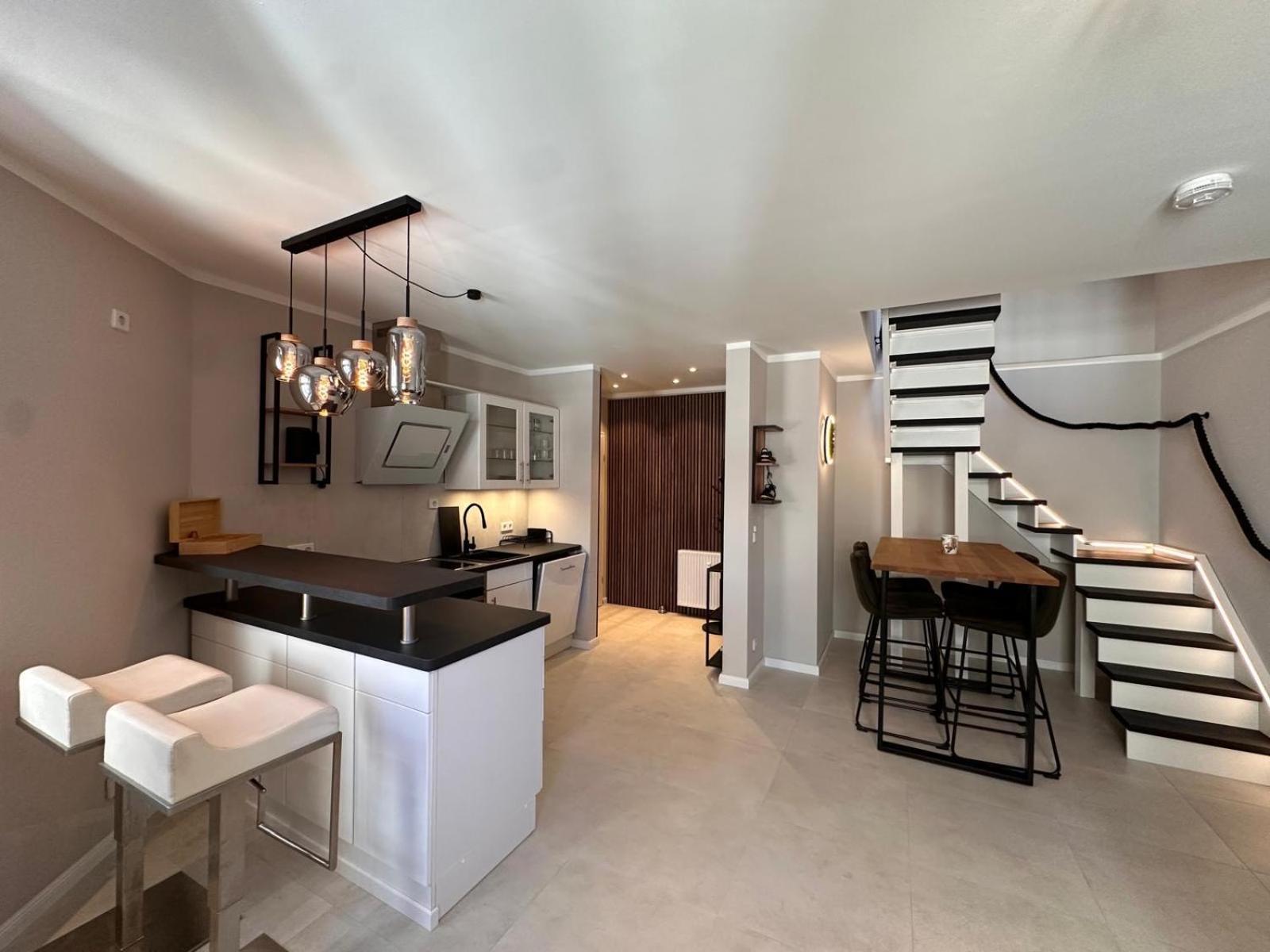 Design Apartment Auf 2 Etagen Mit Balkon Nahe Isar & Innenstadt Muenchen * Munich